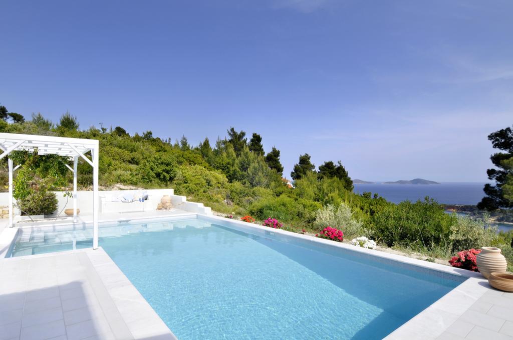 Anemolia Villas With Private Pools Near The Most Beautiful Beaches Of Alonissos Ισώματα Εξωτερικό φωτογραφία